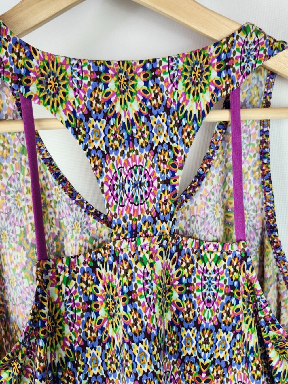 The Limited Multi-Colored Tank / Racer Back Top Size M - Picture 3 of 8
